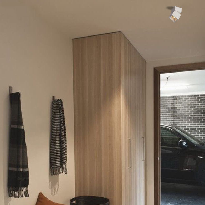 Modern Adjustable Cube LED Ceiling Light – Semi-Flush Rotatable Aluminium Fixture