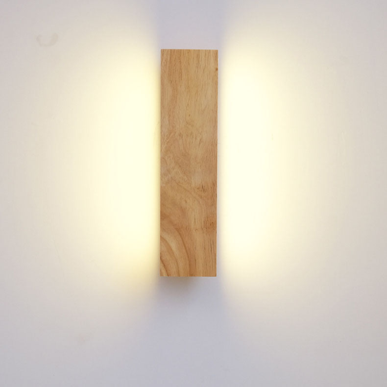 Natural Wood LED Wall Sconce – Minimalist Linear Accent Light