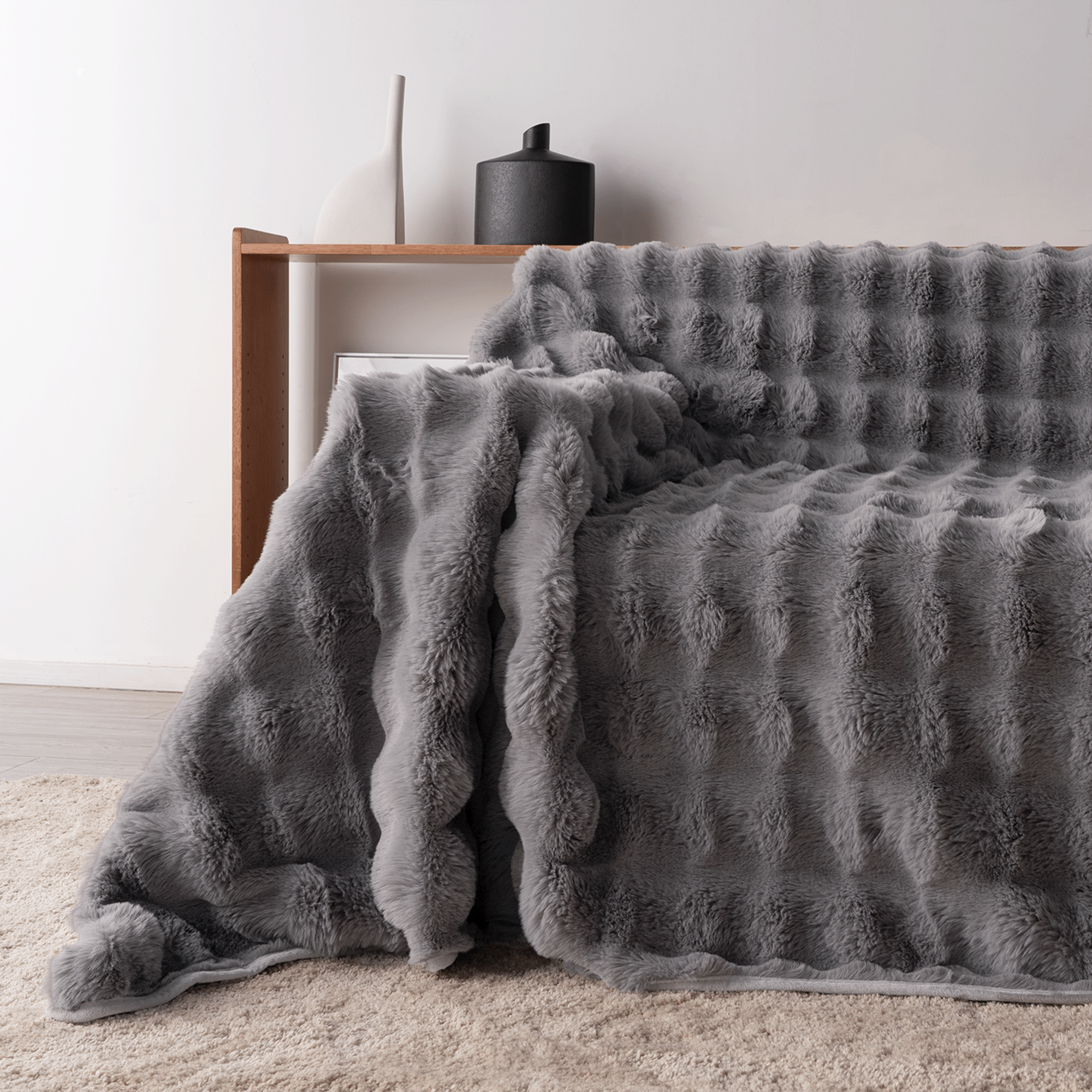 Cirrus Plush Throw Blanket – Faux Fur Channel Stitch Grey Luxury Soft Cozy Bedroom Living Room Decor