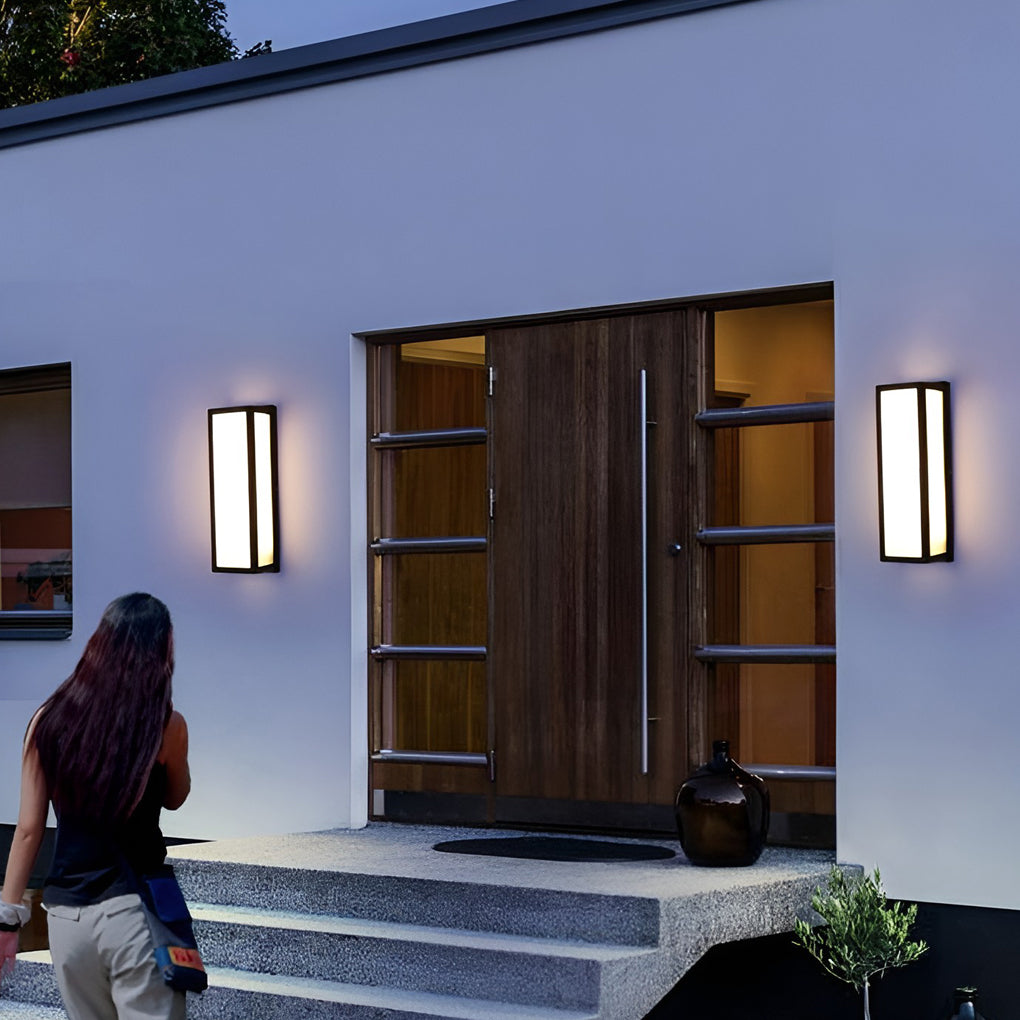 Modern LED Outdoor Wall Light – Waterproof Exterior Sconce with Motion Sensor