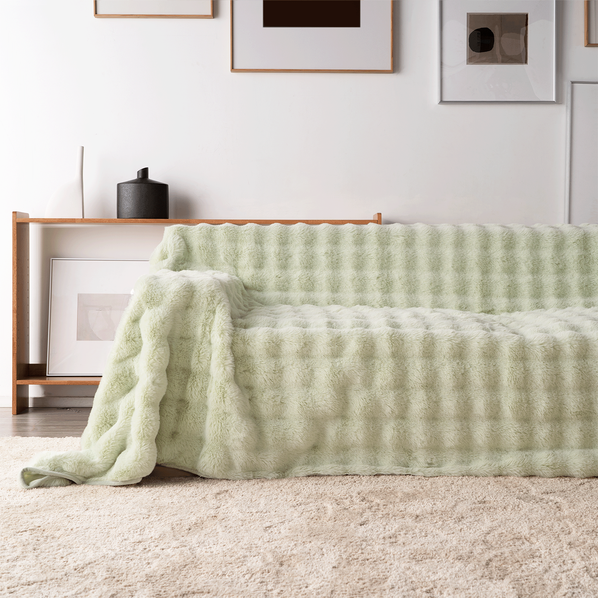 Cirrus Plush Throw Blanket – Faux Fur Channel Stitch Grey Luxury Soft Cozy Bedroom Living Room Decor