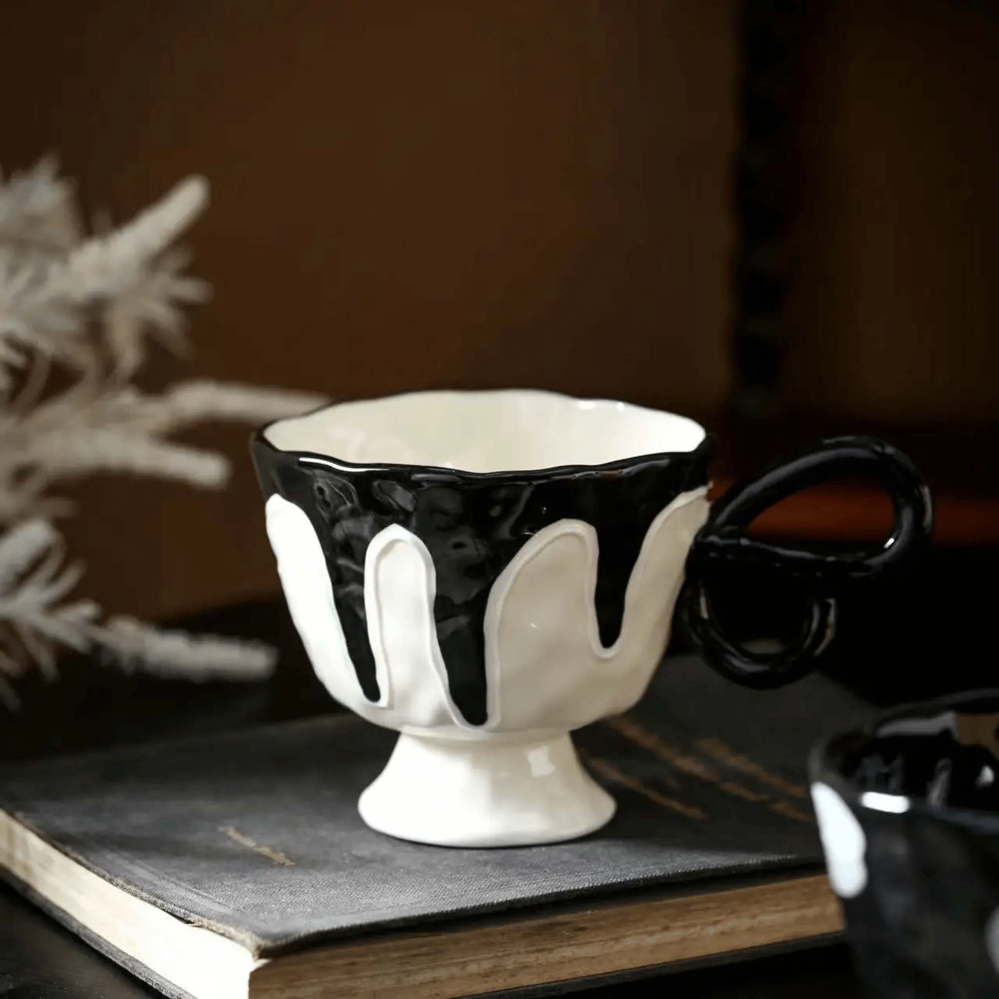 Fiora Butterfly Ceramic Cup Set – Decorative Floral Handled Mugs Modern Home Decor Vanity Display