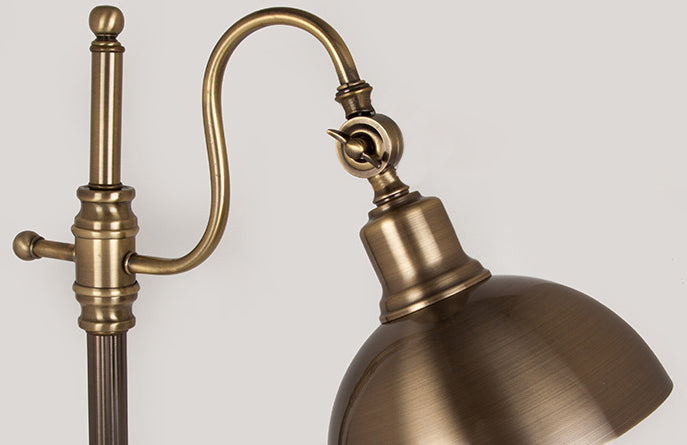 Antique Brass Adjustable Desk Lamp – Vintage Task Lighting Fixture