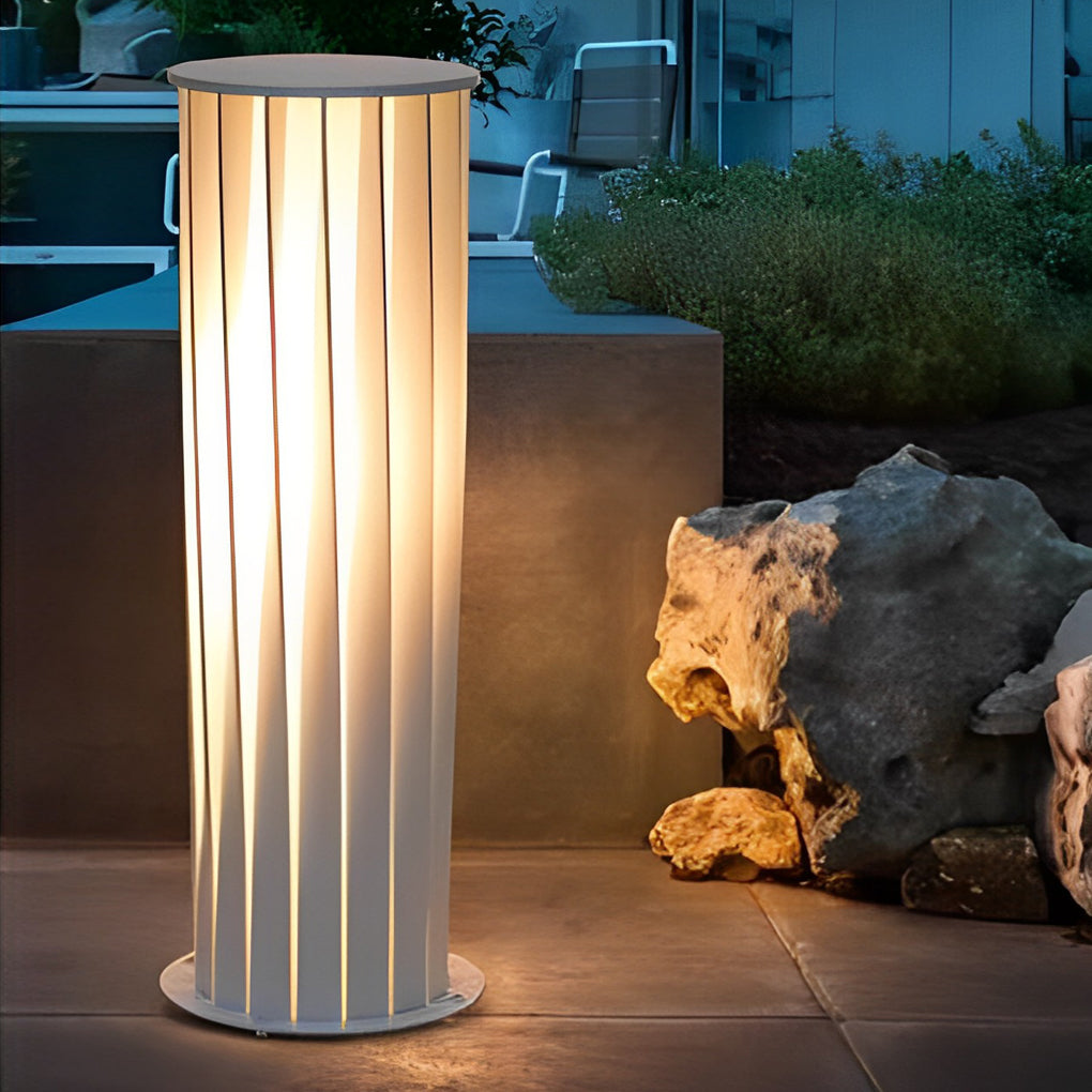 Twist Blade Acrylic Column Floor Lights – Waterproof LED Outdoor Architectural Lamps