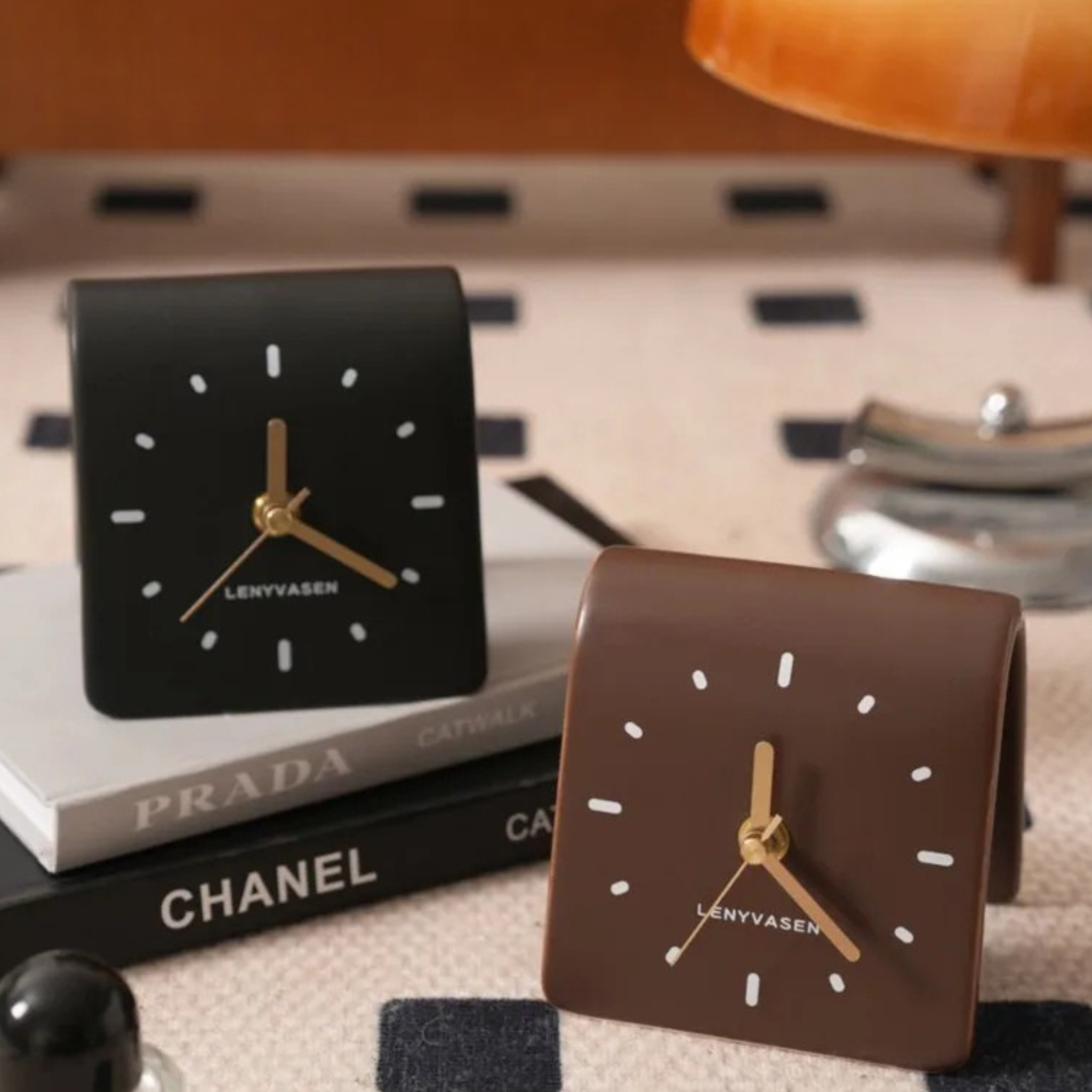 Tivara Arch Desk Clock – Modern Ceramic Decorative Table Clock Bedroom Living Room Nightstand