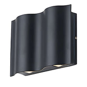 Wavy Ribbed LED Wall Light – Modern Architectural Fixture