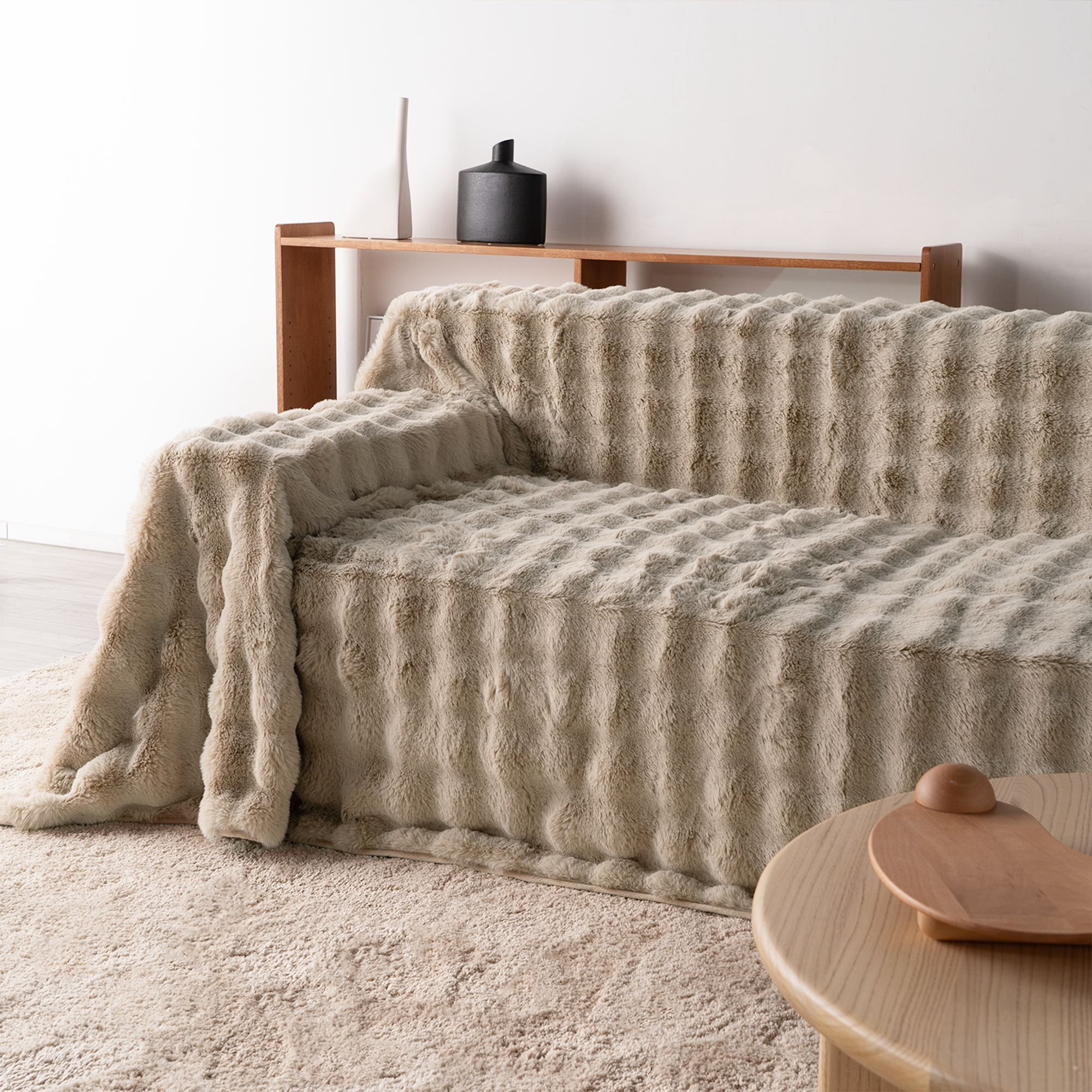 Cirrus Plush Throw Blanket – Faux Fur Channel Stitch Grey Luxury Soft Cozy Bedroom Living Room Decor