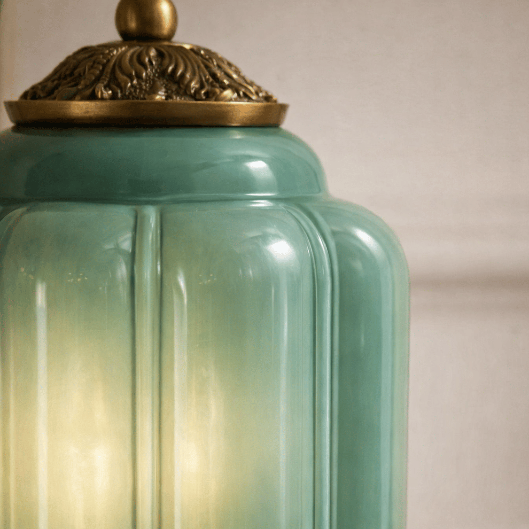 Celadon Urn Table Lamp – Jade Green Ceramic Bronze Base Decorative Lighting Living Room Bedroom