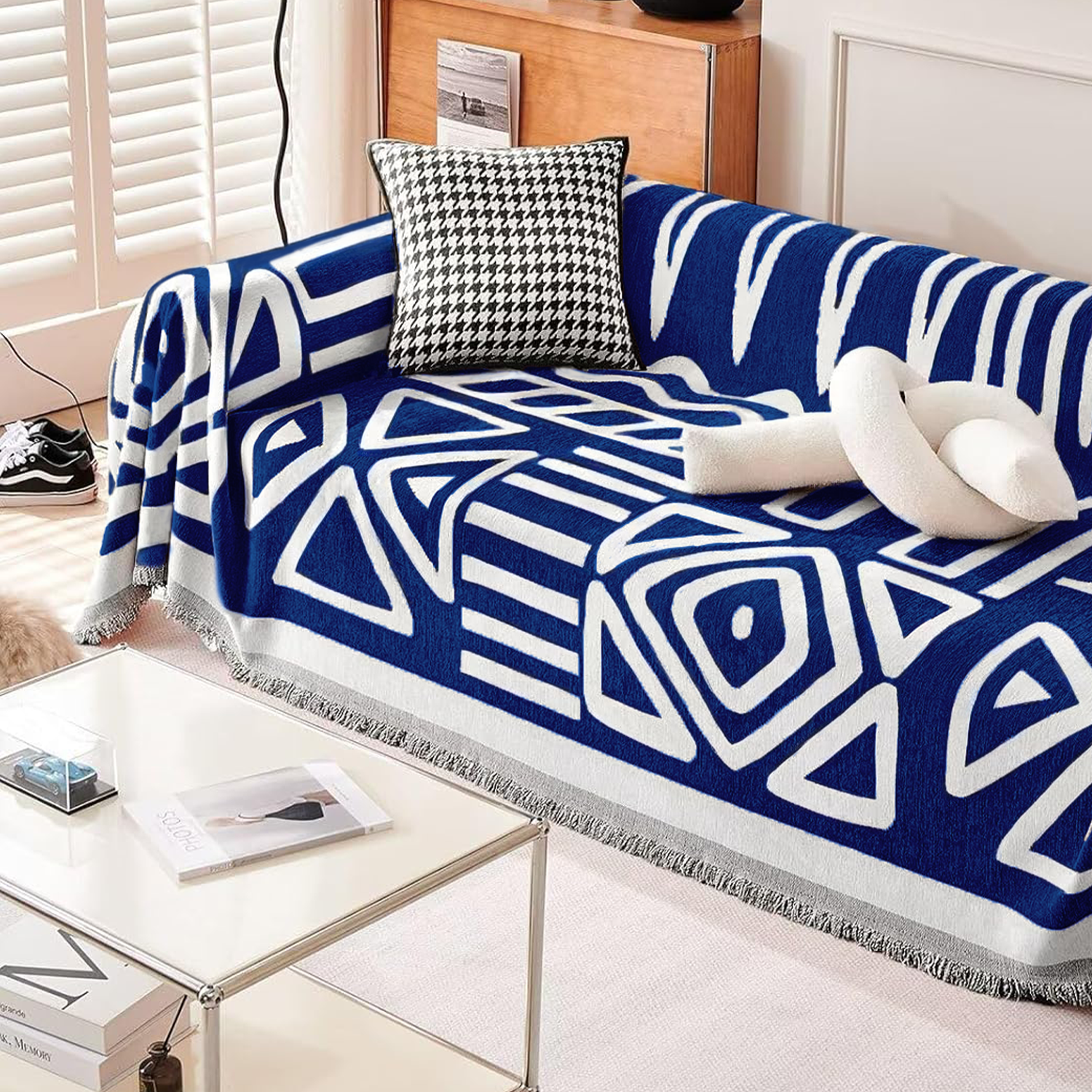 Kintara Sofa Throw – Geometric Tribal Pattern Couch Cover Grey White Cotton Woven Blanket Living Room