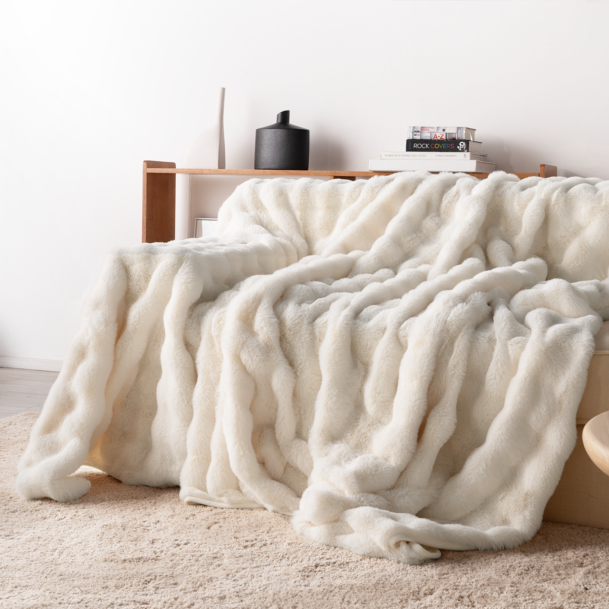 Cirrus Plush Throw Blanket – Faux Fur Channel Stitch Grey Luxury Soft Cozy Bedroom Living Room Decor