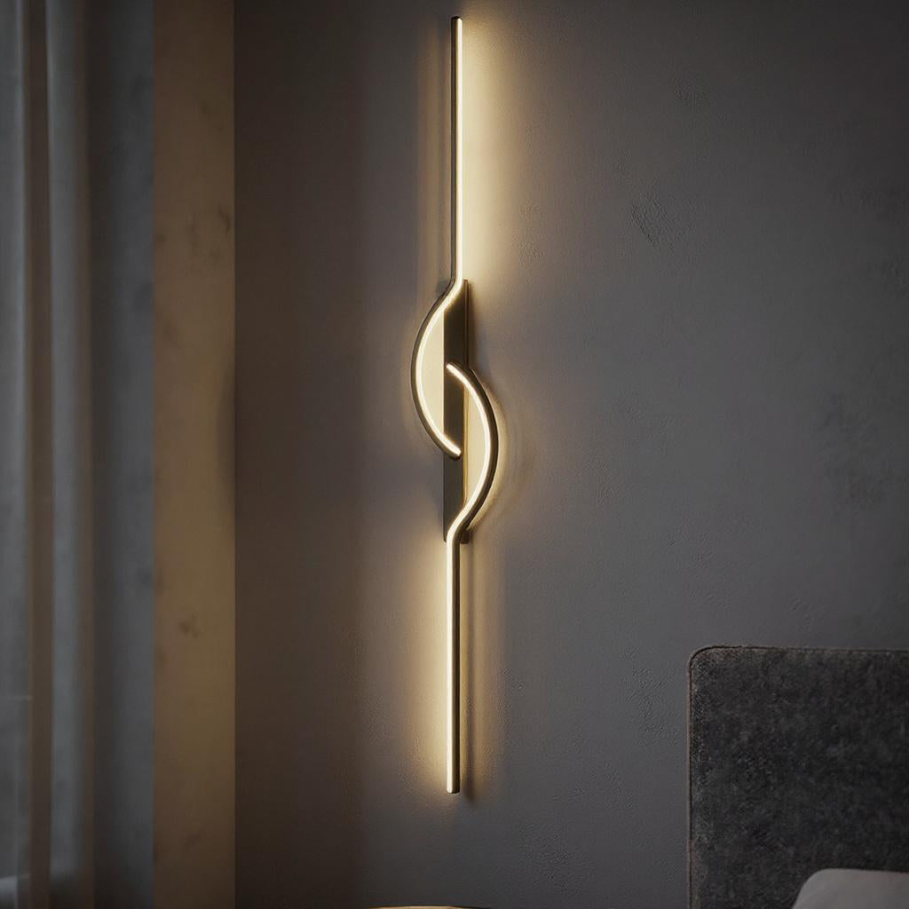 Interlink Curve LED Wall Light – Modern Dimmable Indoor Bedroom and Hallway Fixture
