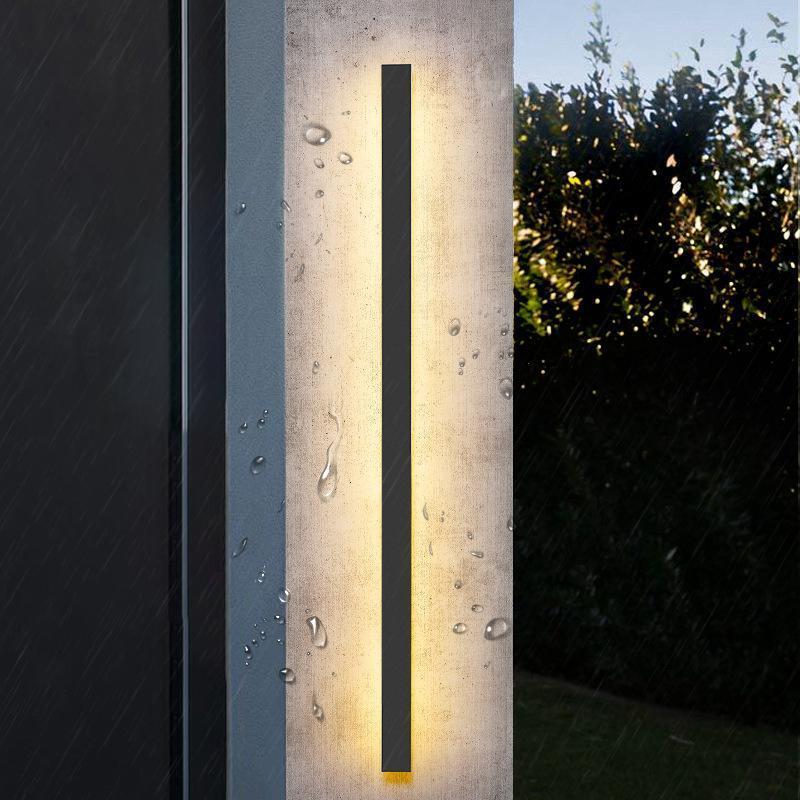 Modern LED Outdoor Wall Light – Long Vertical Strip Fixture