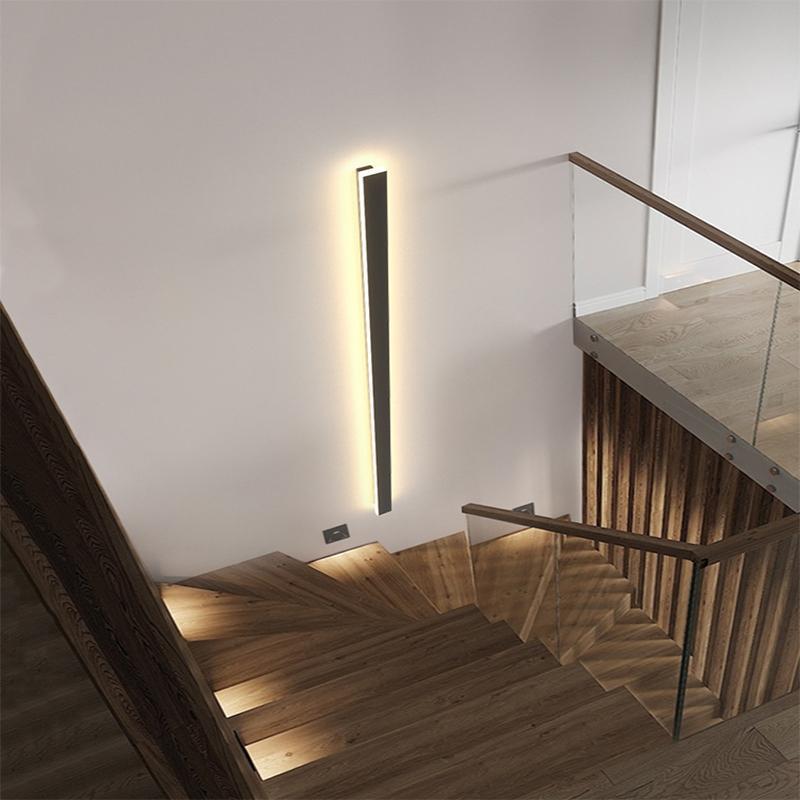 Modern LED Outdoor Wall Light – Long Vertical Strip Fixture