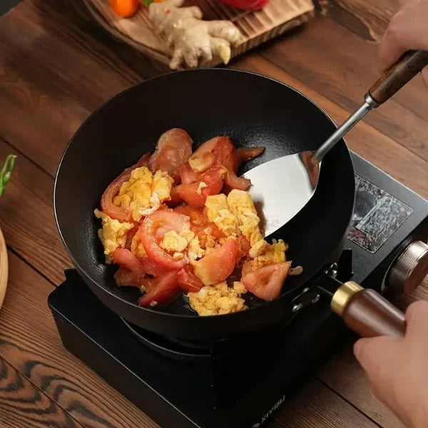 Kaldor Cast Iron Skillet – Nonstick Black Cooking Pan Wooden Handle Lid Kitchen Cookware