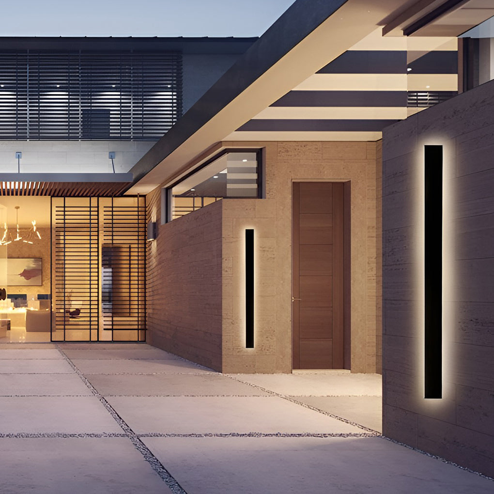 Modern LED Outdoor Wall Light – Long Vertical Strip Fixture