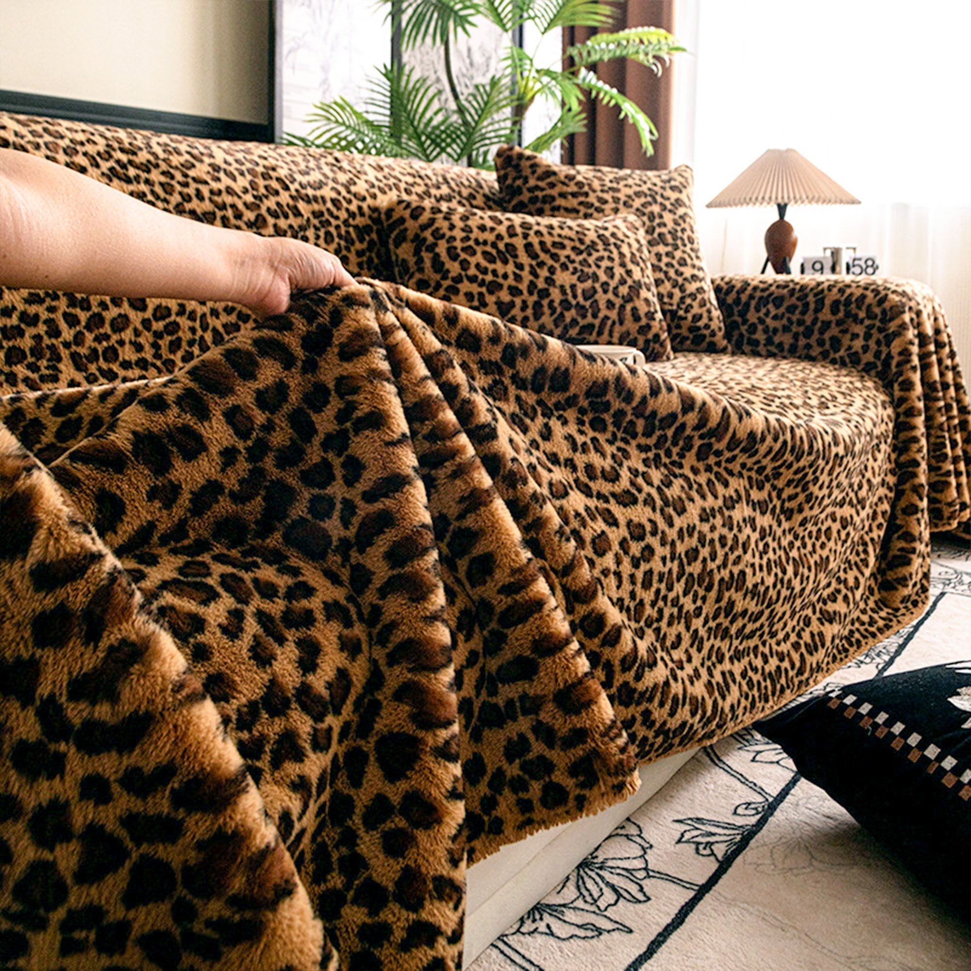 Savara Leopard Sofa Cover – Plush Animal Print Couch Slipcover Living Room Furniture Protector
