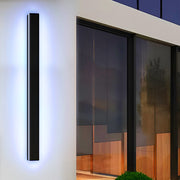 Modern LED Outdoor Wall Light – Long Vertical Strip Fixture