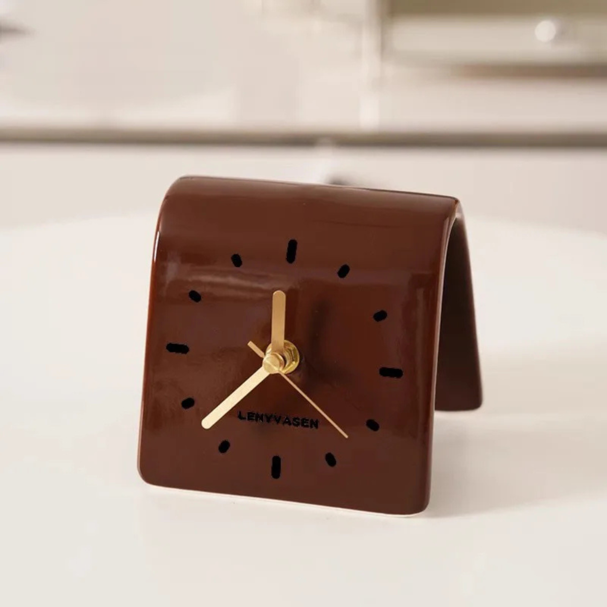 Tivara Arch Desk Clock – Modern Ceramic Decorative Table Clock Bedroom Living Room Nightstand