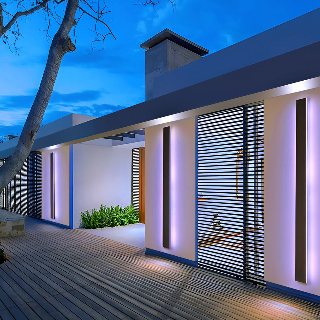 Modern LED Outdoor Wall Light – Long Vertical Strip Fixture