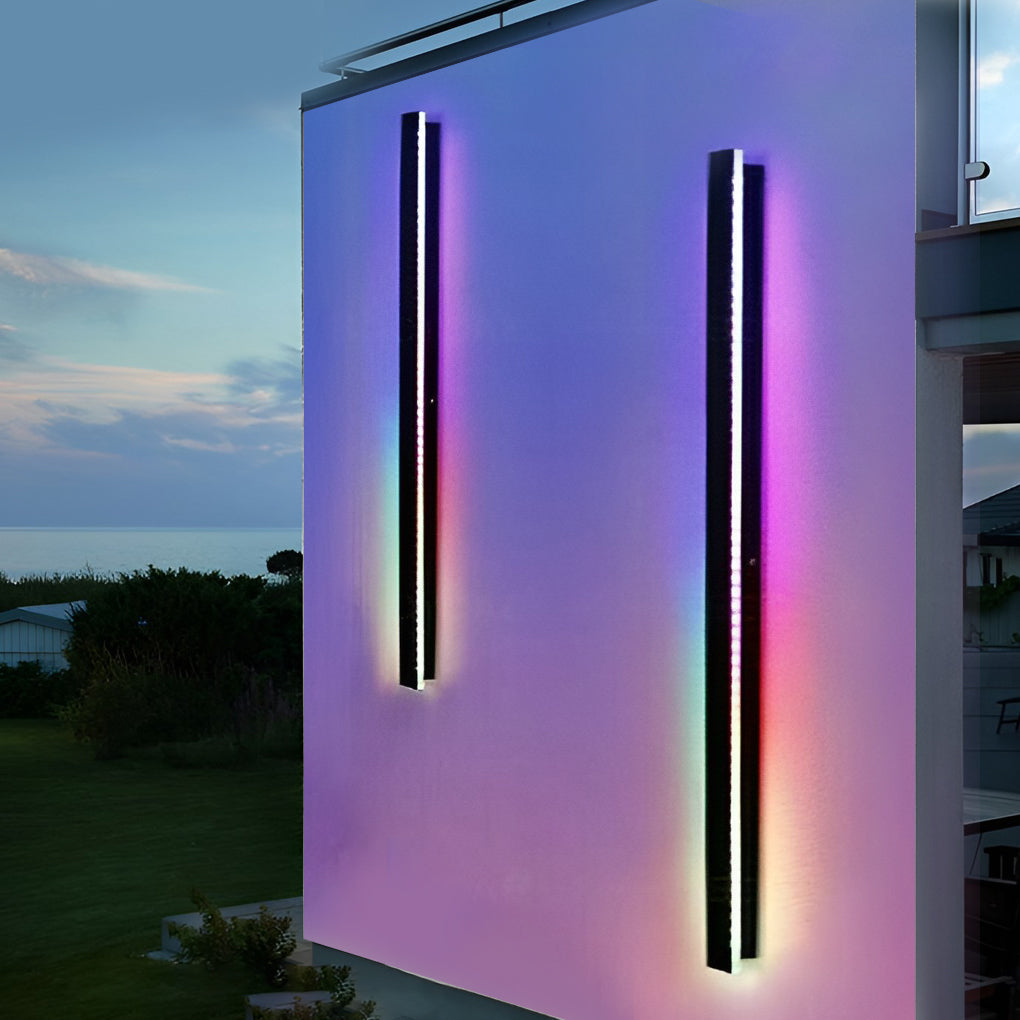 Modern LED Outdoor Wall Light – Long Vertical Strip Fixture