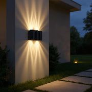 Wavy Ribbed LED Wall Light – Modern Architectural Fixture