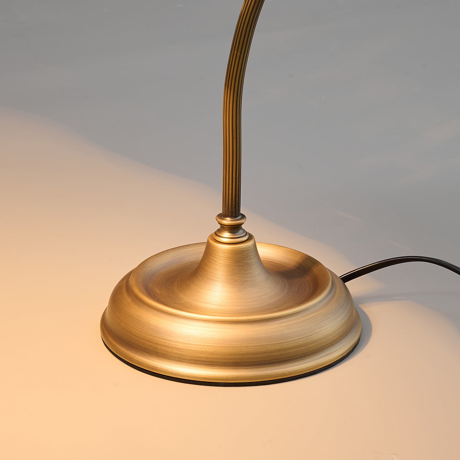 Lacquered Brass Sphere Table Lamp – Warm Ambient Glow In Living Rooms