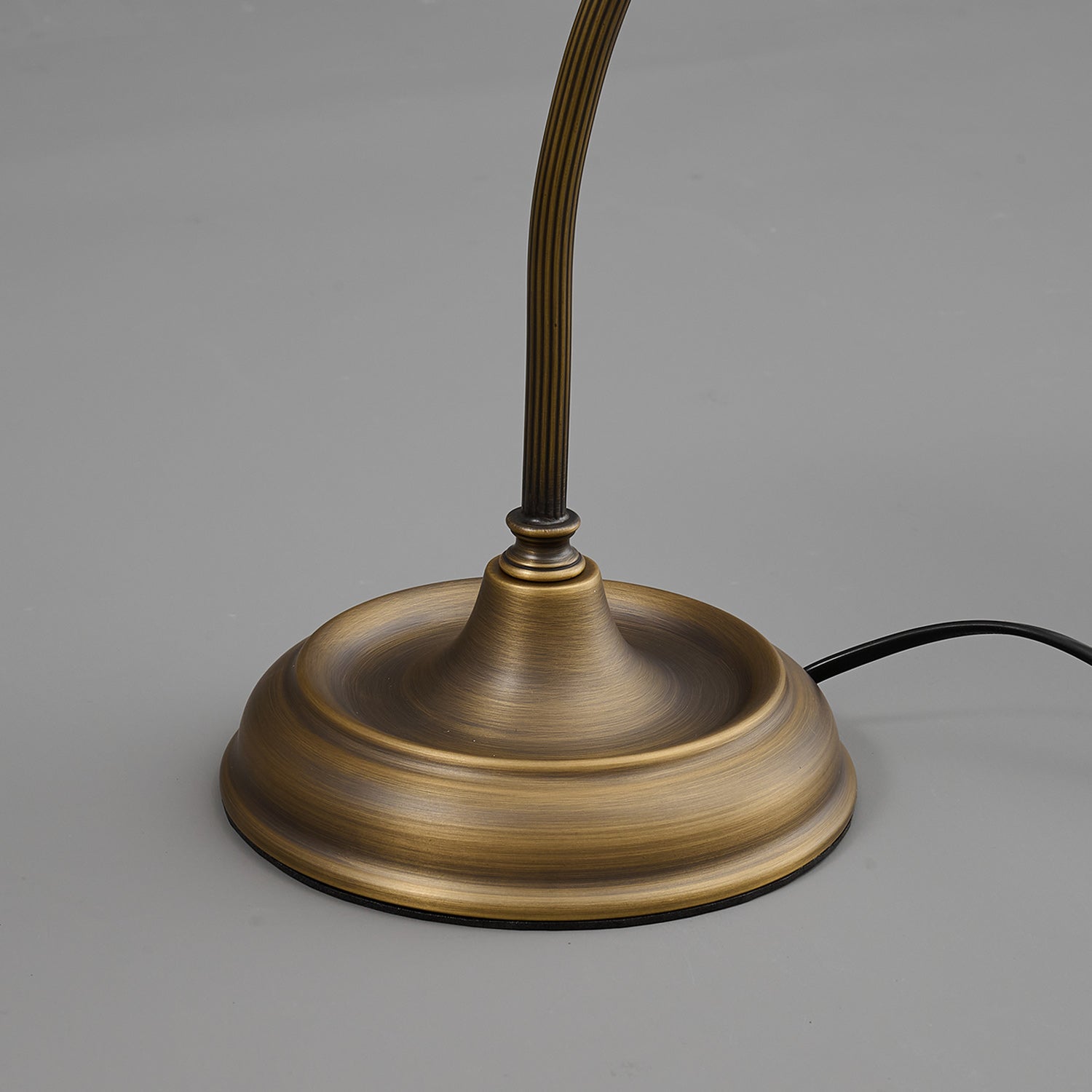 Lacquered Brass Sphere Table Lamp – Warm Ambient Glow In Living Rooms