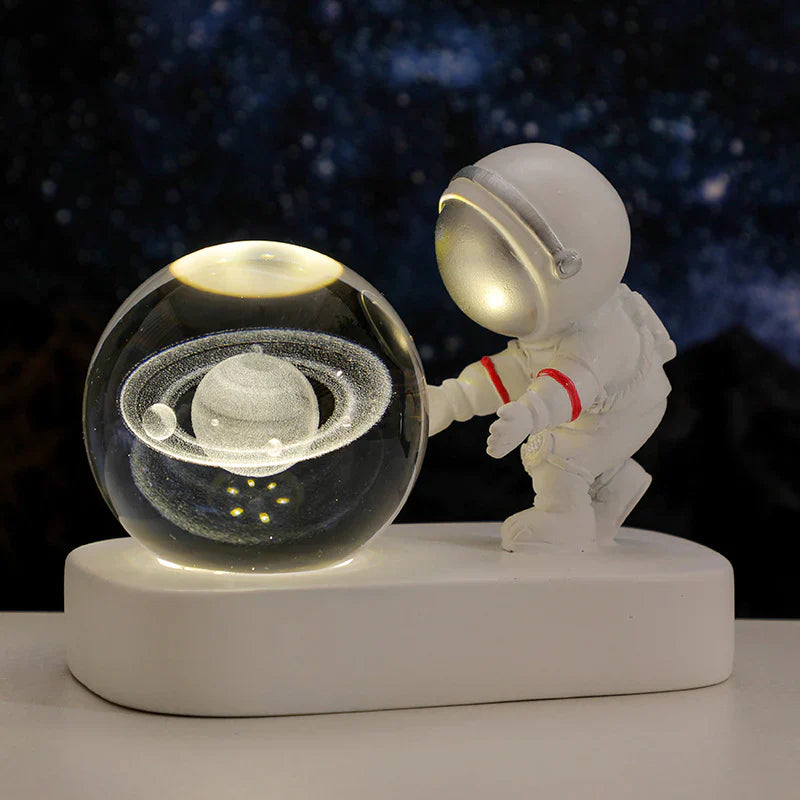 Cosmoré Astronaut Table Lamp – LED Crystal Ball Desk Light Bedroom Decorative Lighting USB Powered