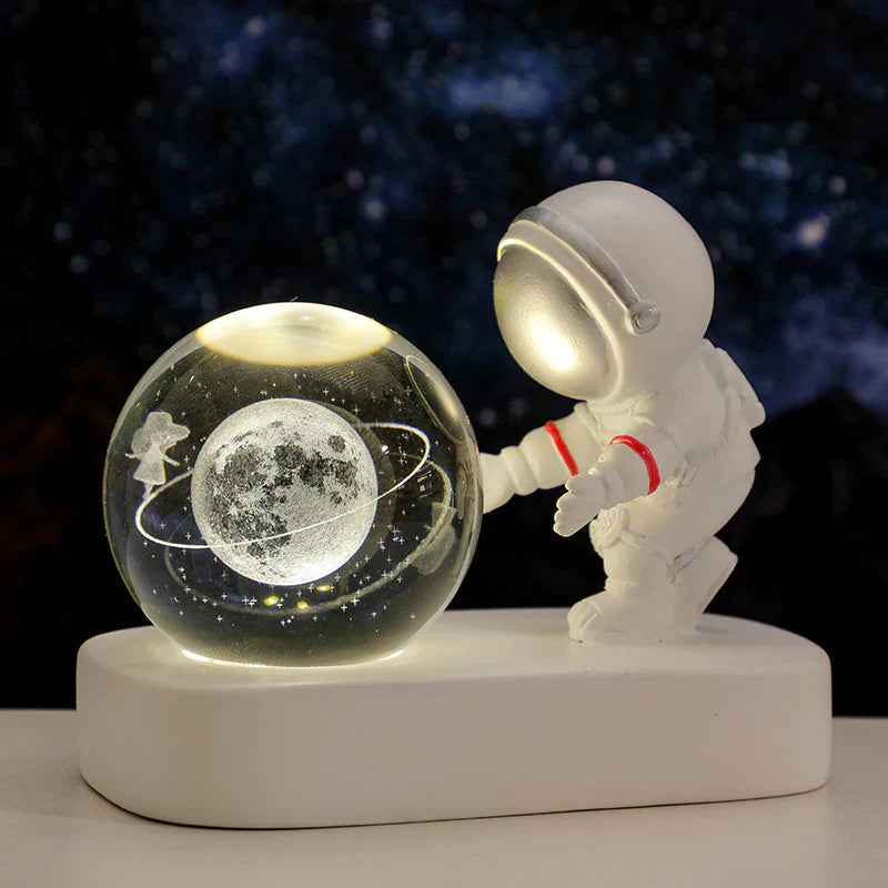 Cosmoré Astronaut Table Lamp – LED Crystal Ball Desk Light Bedroom Decorative Lighting USB Powered