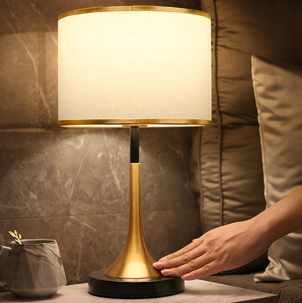 Modern Gold Trumpet Table Lamp – Elegant Bedside Accent Light
