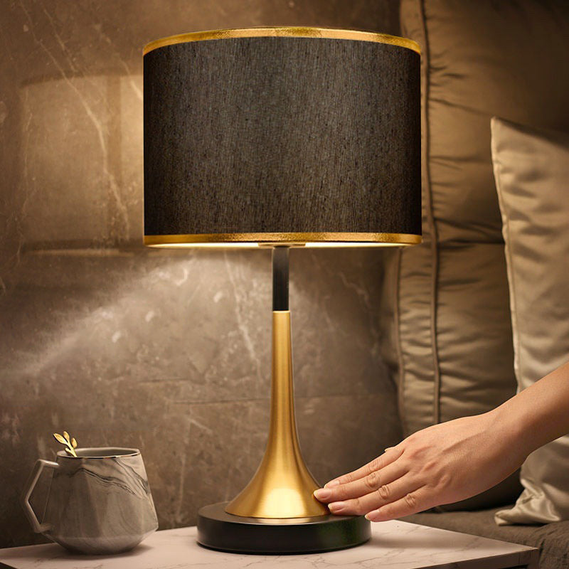 Modern Gold Trumpet Table Lamp – Elegant Bedside Accent Light