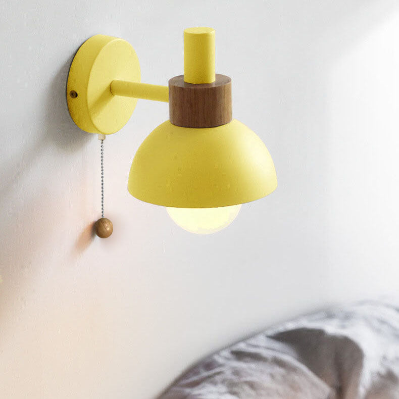 Nordic Wood Accent Wall Light – Scandinavian Minimalist LED Sconce