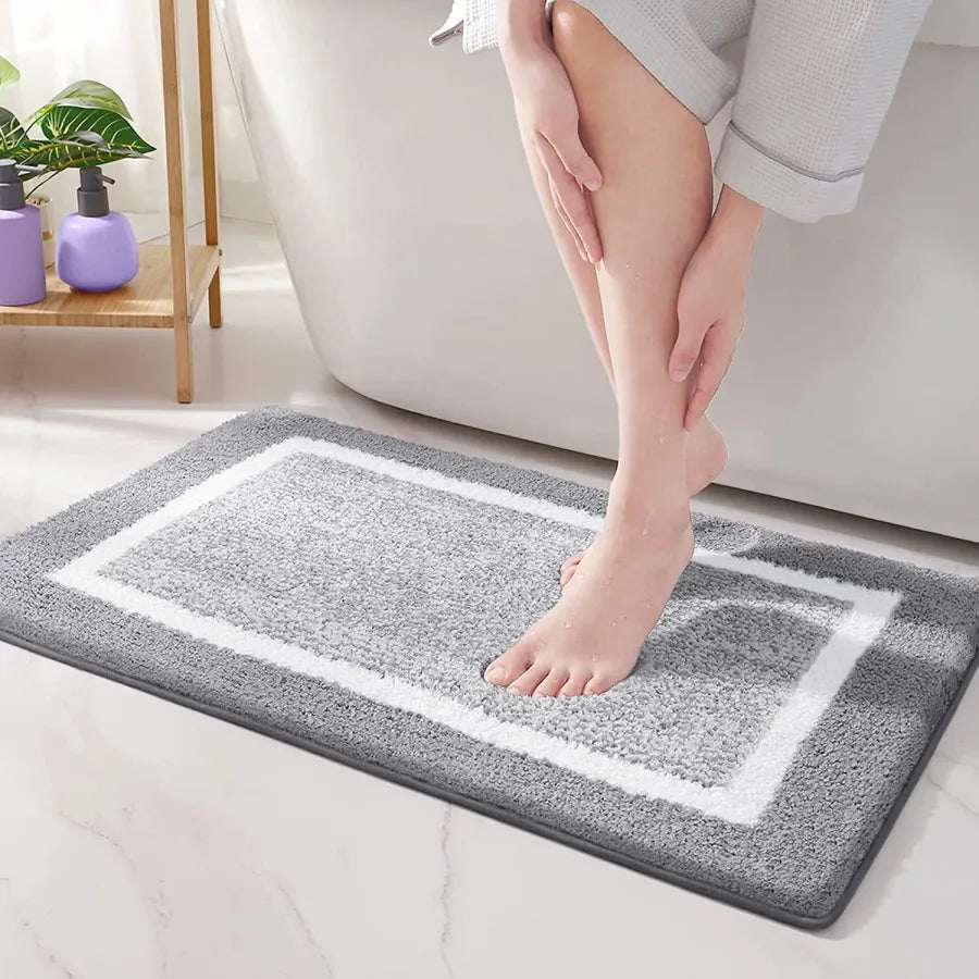 Bordera Bath Mat – Soft Microfiber Non-Slip Absorbent Bathroom Rug Blue White Border Design