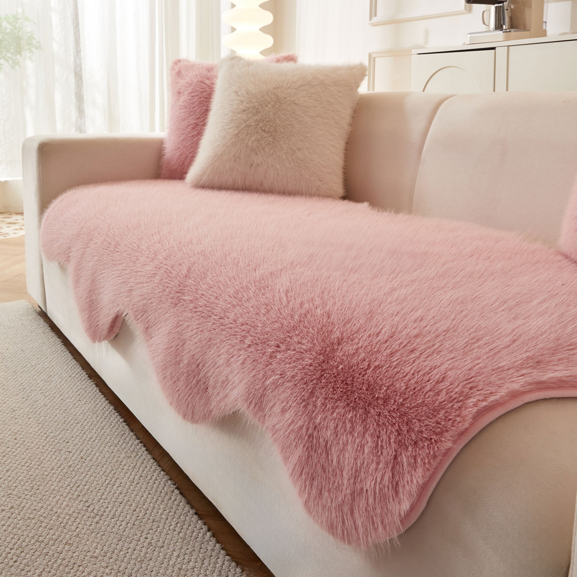 Pelton Faux Fur Throw Blanket – Black Sheepskin Couch Cover Sofa Living Room Bedroom Decor