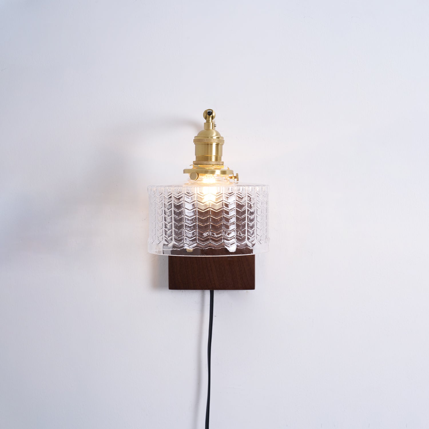 Verdant Dome Wall Lamp – Rustic Glass Shade Casts Dappled Forest Light Across Interiors