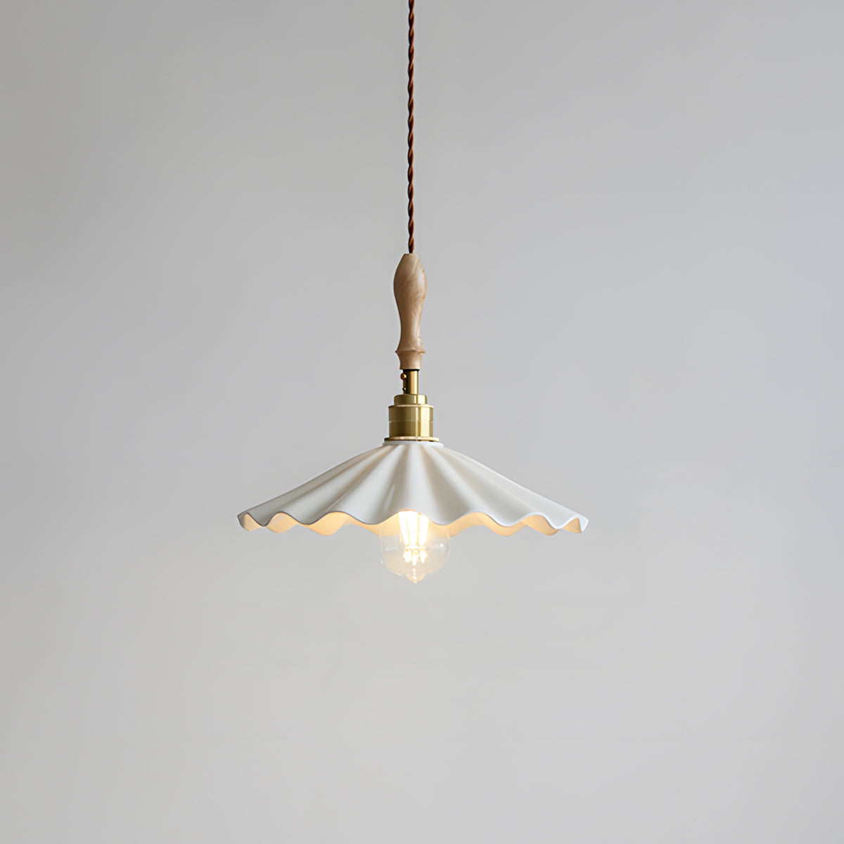 Dahlia Curve Pendant Light – Warm Ambient Glow Sculpted Craftsmanship Interiors