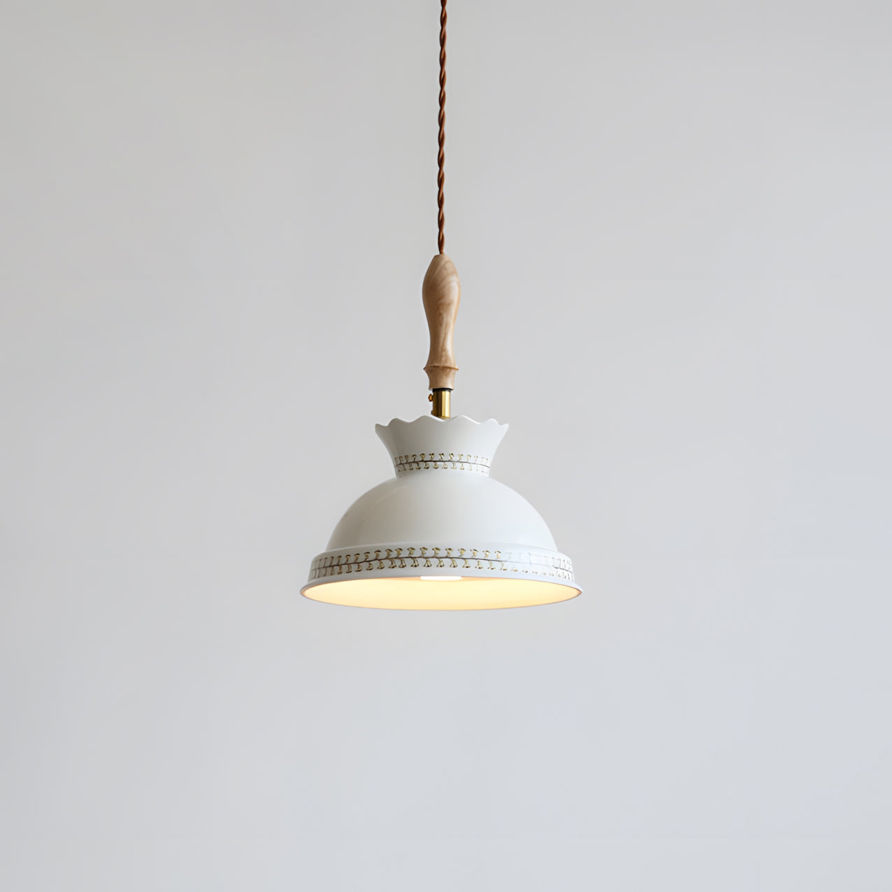 Dahlia Curve Pendant Light – Warm Ambient Glow Sculpted Craftsmanship Interiors