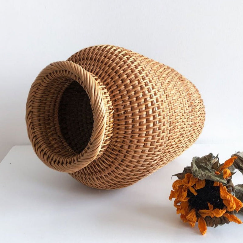 Tessaro Woven Vase – Handcrafted Rattan Decorative Vase Natural Wicker Table Centerpiece Boho