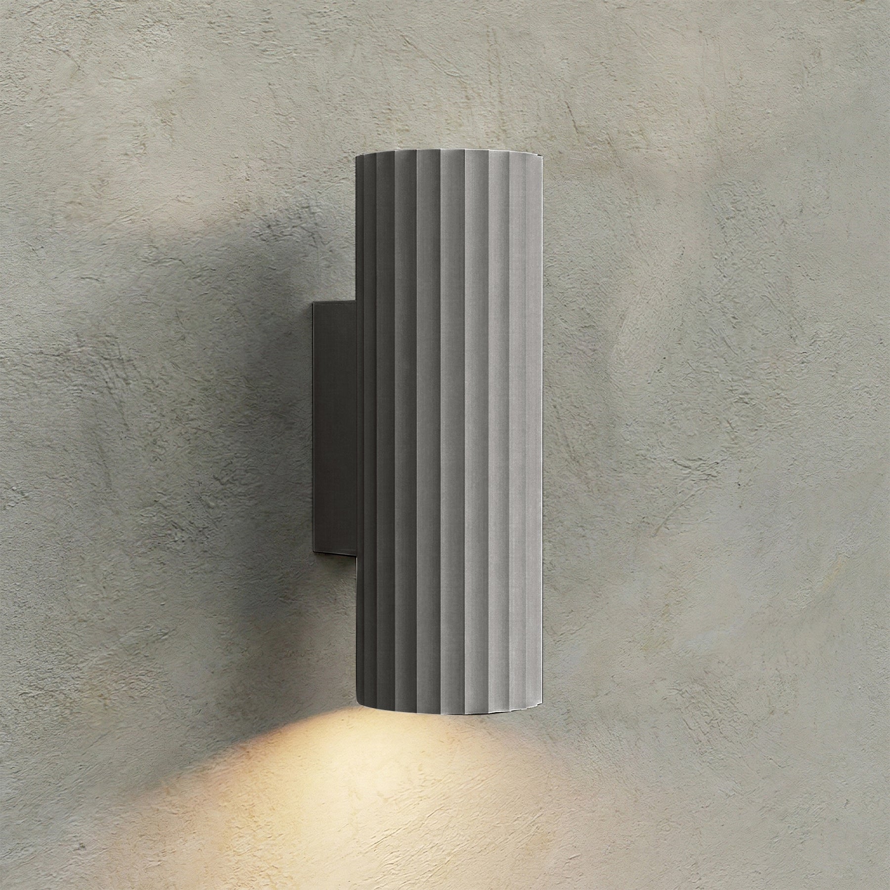 Corvel Wall Sconce – Modern Green Fluted Cylinder Decorative Lighting Bedroom Living Room