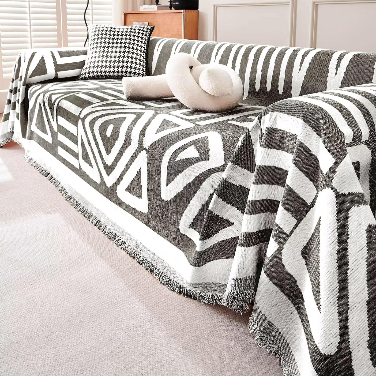Kintara Sofa Throw – Geometric Tribal Pattern Couch Cover Grey White Cotton Woven Blanket Living Room