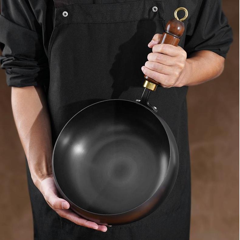 Kaldor Cast Iron Skillet – Nonstick Black Cooking Pan Wooden Handle Lid Kitchen Cookware