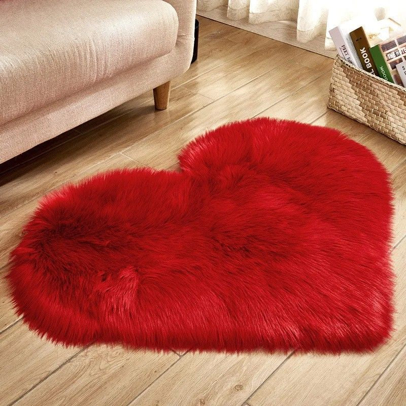 Carmina Heart Shaped Rug – Soft Plush Faux Fur Area Floor Mat Bedroom Living Room Red Non-Slip Decor