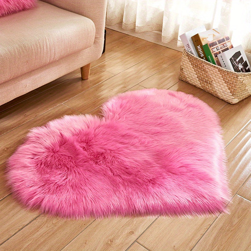 Carmina Heart Shaped Rug – Soft Plush Faux Fur Area Floor Mat Bedroom Living Room Red Non-Slip Decor