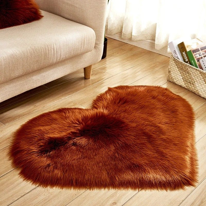 Carmina Heart Shaped Rug – Soft Plush Faux Fur Area Floor Mat Bedroom Living Room Red Non-Slip Decor