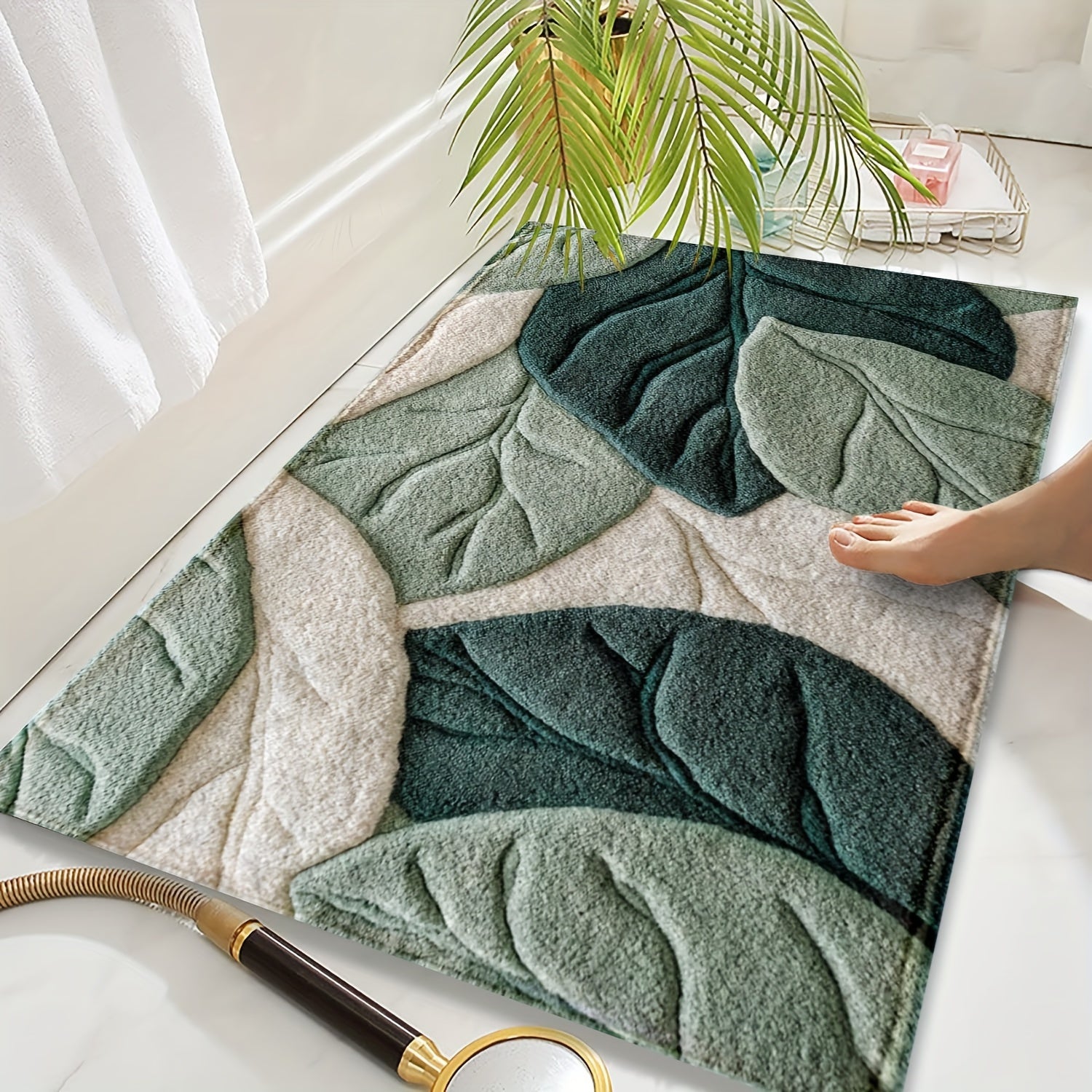 Foliara Leaf Bath Mat – Botanical Green Cream Microfiber Non-Slip Washable Bathroom Rug Decor