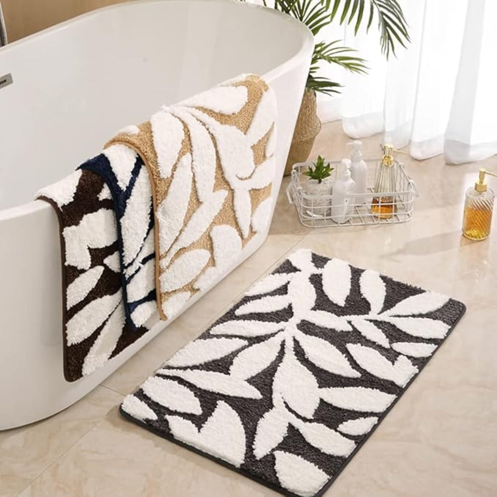 Palmera Botanical Bath Mat – Microfiber Non Slip Bathroom Rug Soft Absorbent Washable Beige White Leaf