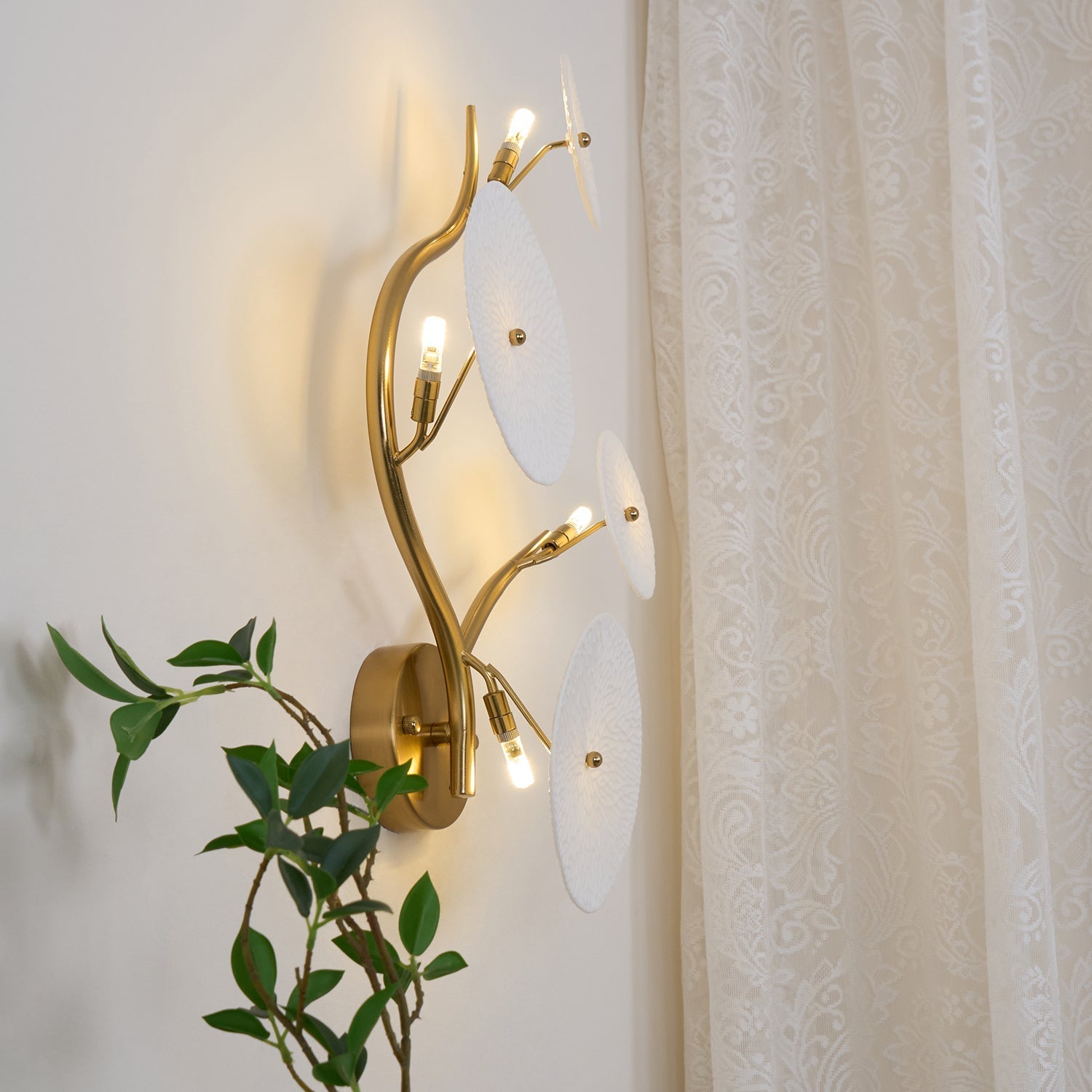 Lotara Petal Wall Lamp – Ceramic Decorative Wall Lighting Fixture