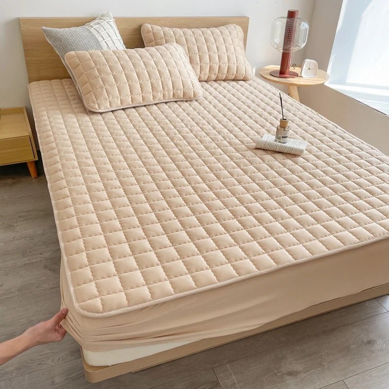 Quilten Guard Mattress Protector – Queen Waterproof Breathable Quilted Soft Fabric Bed Cover