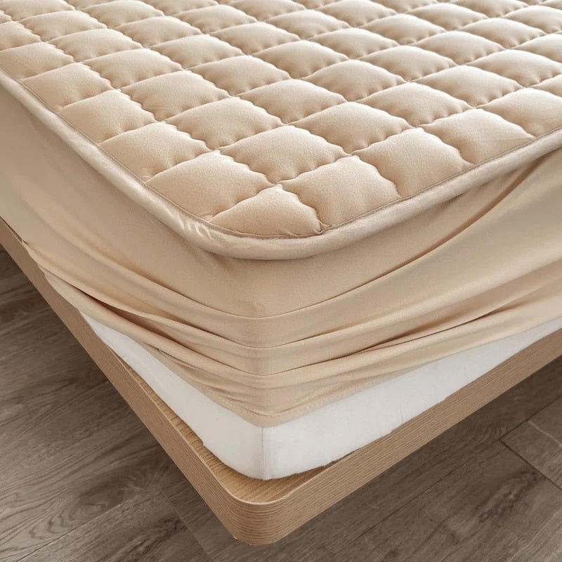 Quilten Guard Mattress Protector – Queen Waterproof Breathable Quilted Soft Fabric Bed Cover