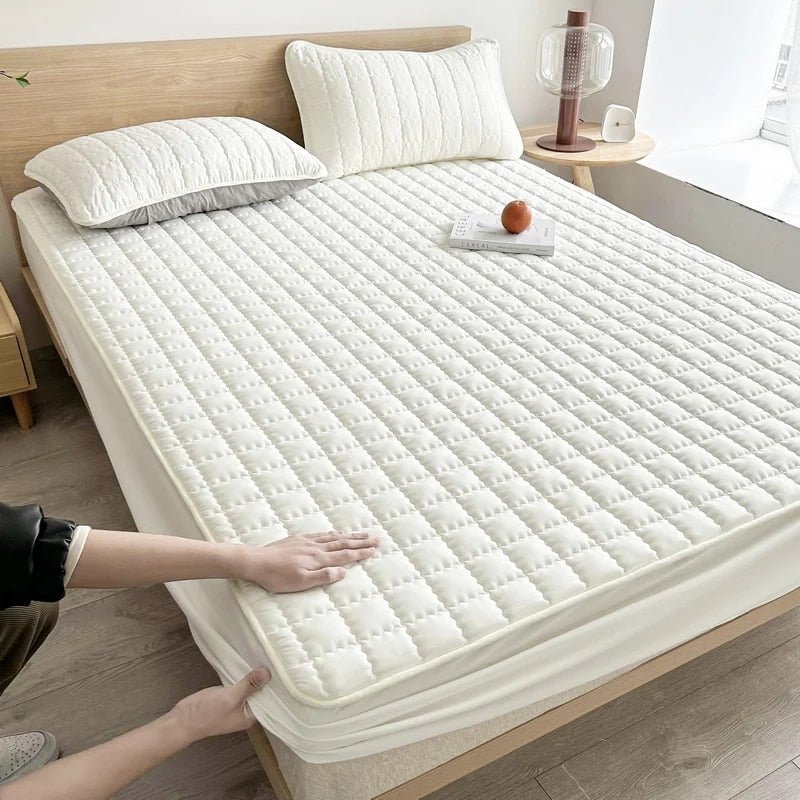 Quilten Guard Mattress Protector – Queen Waterproof Breathable Quilted Soft Fabric Bed Cover